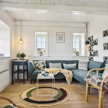 3 Bedroom Gorgeous In Feriehus *