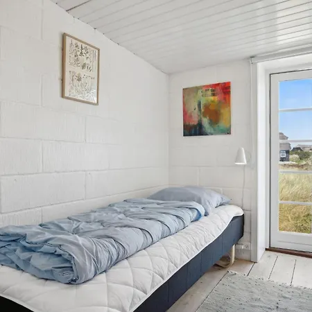 3 Bedroom Gorgeous In Feriehus