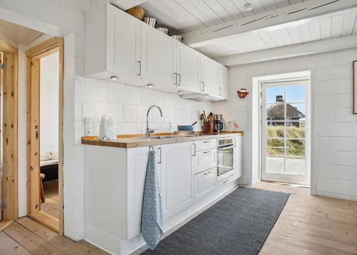 Дом отдыха 3 Bedroom Gorgeous In